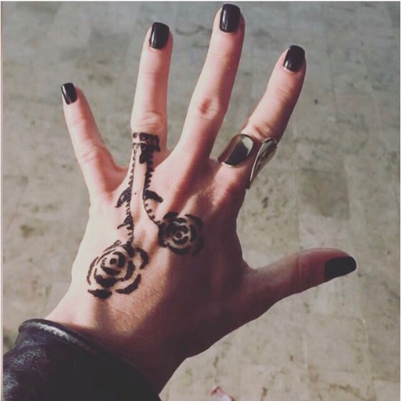 Meet your Posher, Debyoyi - Picture 1 of 1